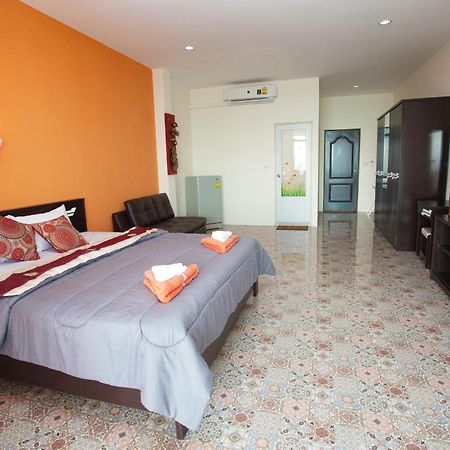 Sea Breeze Guest House Cha-Am Ngoại thất bức ảnh