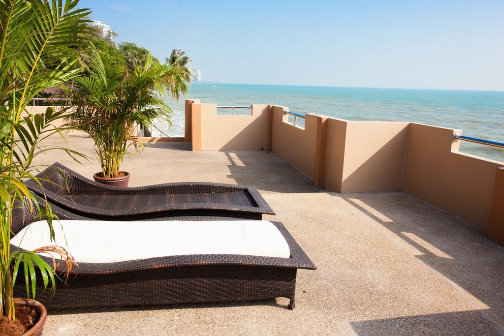 Sea Breeze Guest House Cha-Am Ngoại thất bức ảnh