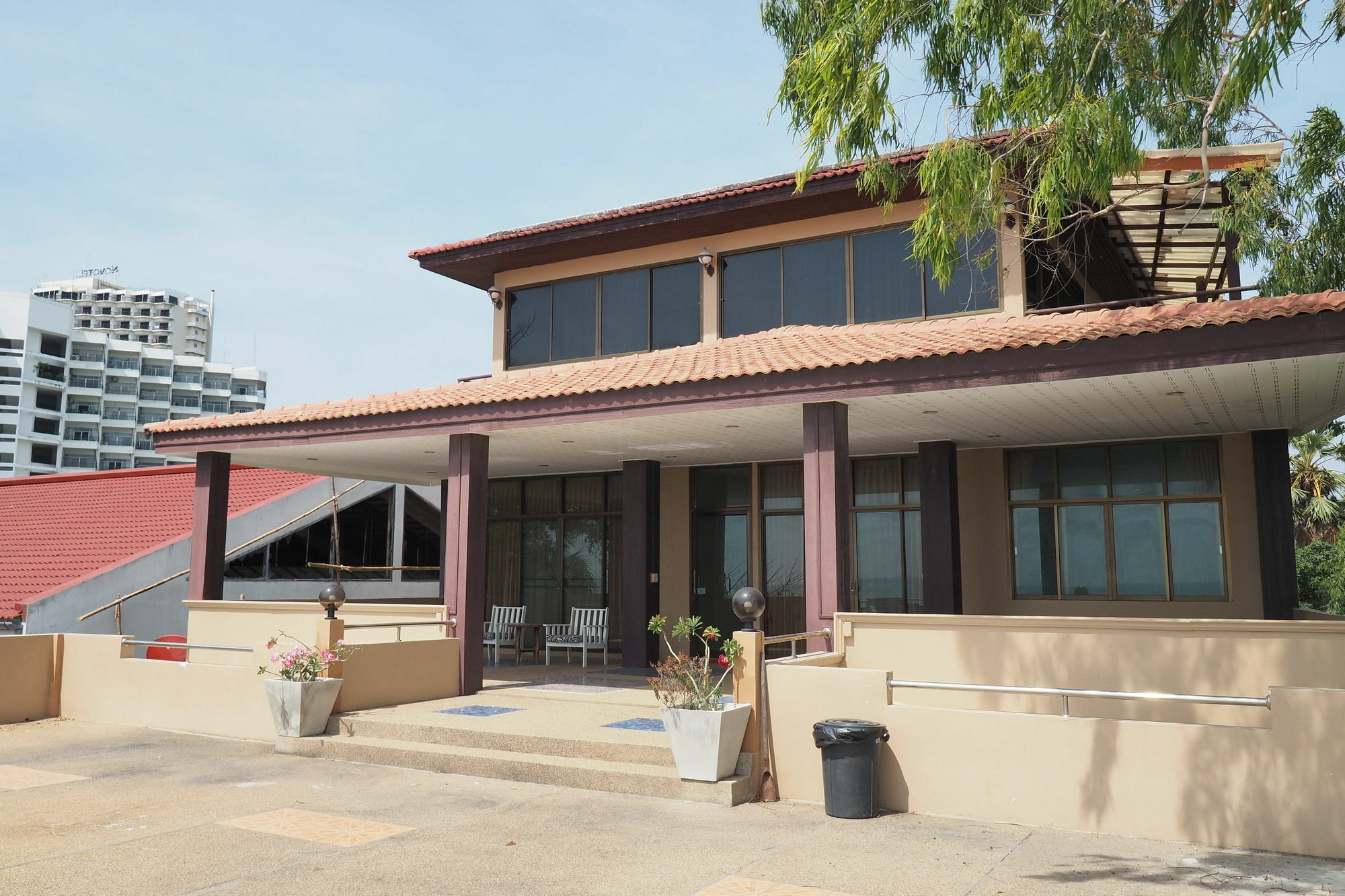 Sea Breeze Guest House Cha-Am Ngoại thất bức ảnh